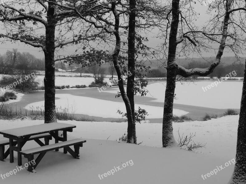 Frozen Lake Snow White Winter Picnic Table