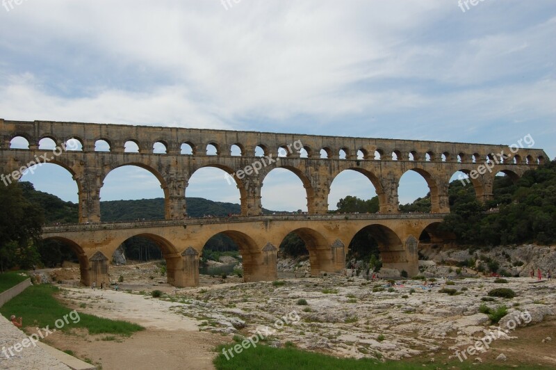 Pont Du Gard Romans Antique Archaeology Aqueduct