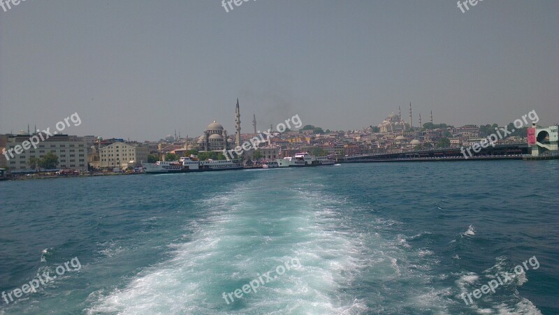 Turkey Isanbul Bosphorus Sea Water