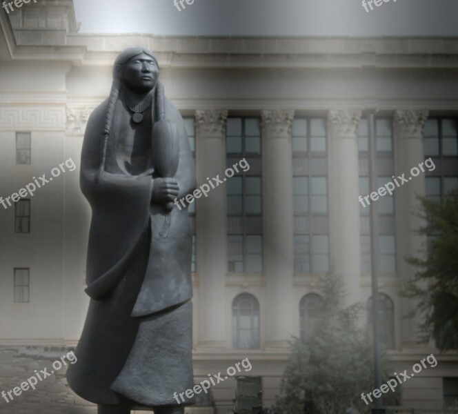 Native American Women Oklahoma City Oklahoma Capitol