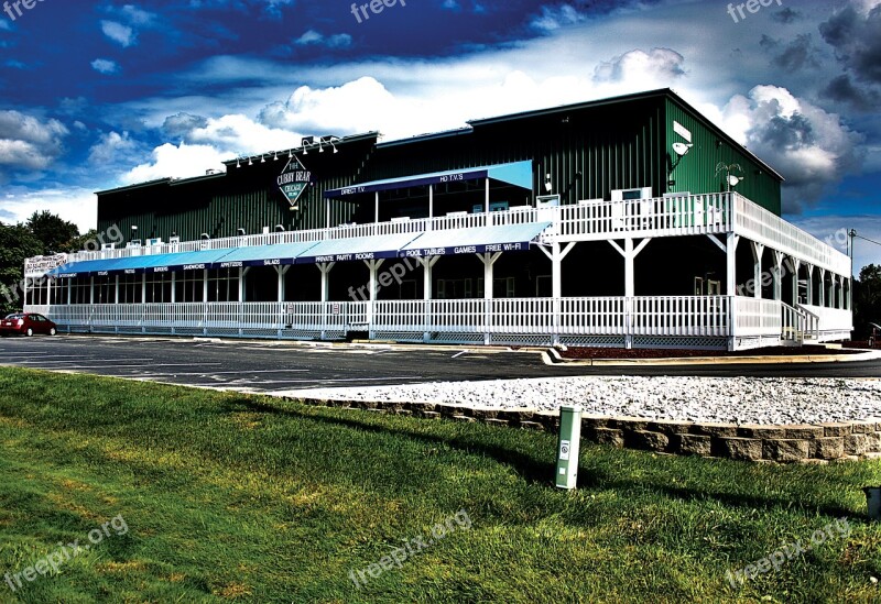 Lincolnshire Illinois Sky Clouds Restaurant