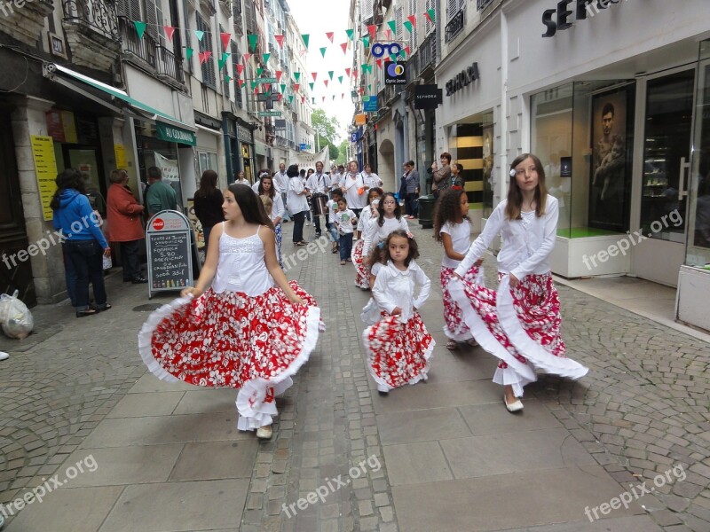 Bayonne France City Parade Dancers