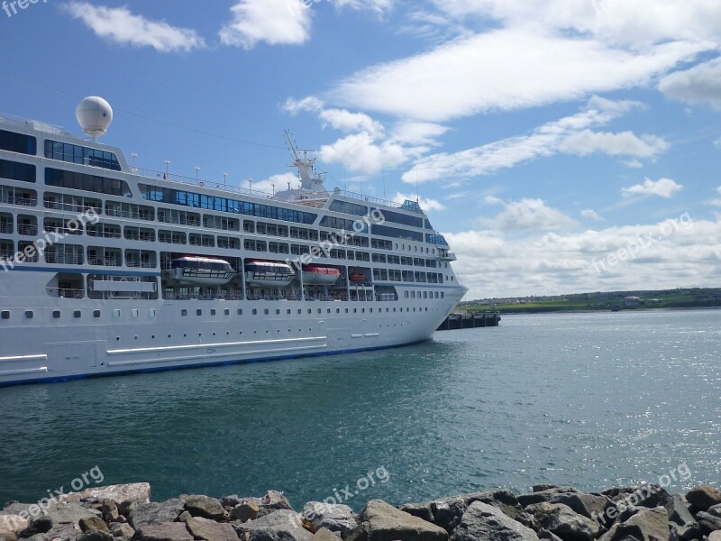 Scotland Harbor Bay Water Cruise