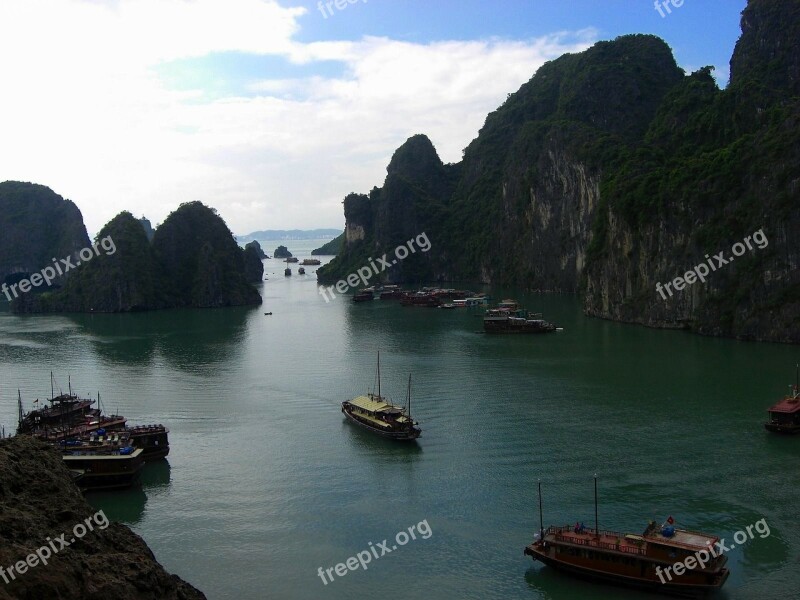 Vietnam Halong Bay Water Mountains Ships