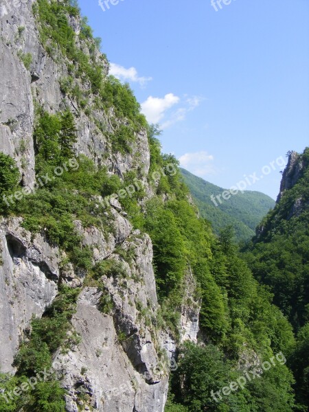 černá Godeanu Mountains Retezat Road