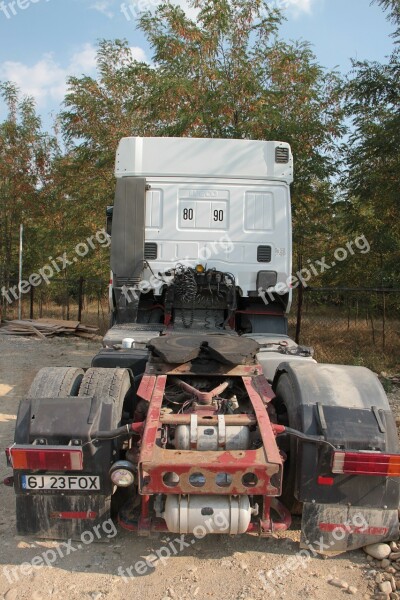 Head Iveco Power Tractor Truck