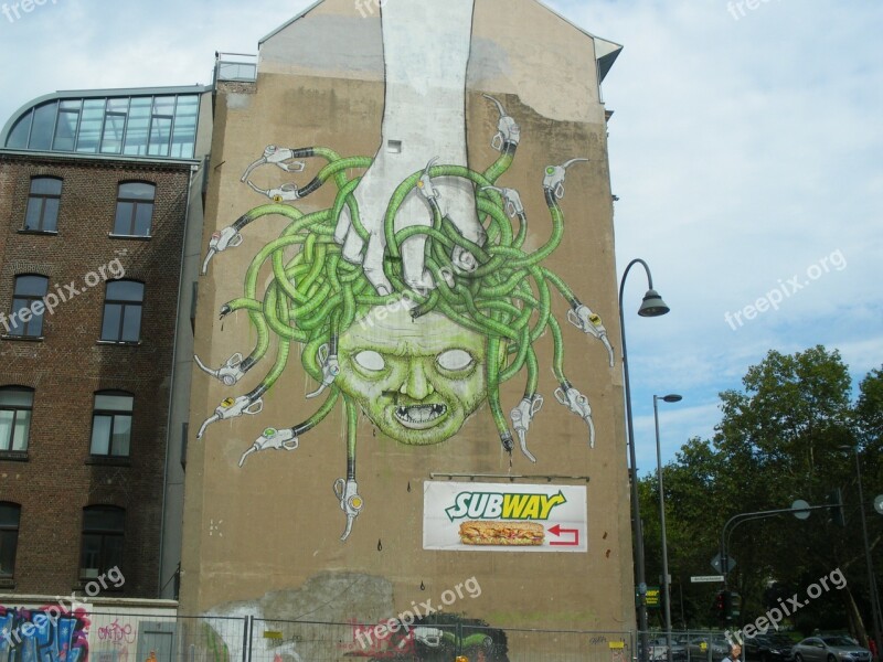 Hauswand Graffiti Cologne Medusa House Facade