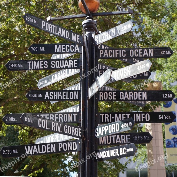 Sign Directional Sign Directions Portland Pioneer Square Directional