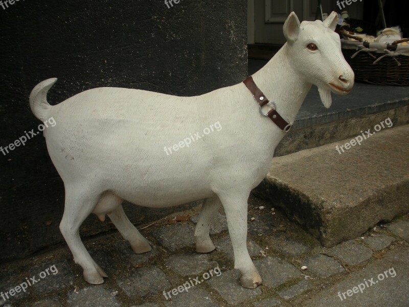 Shop Decoration Painted Plaster Figure Goat White