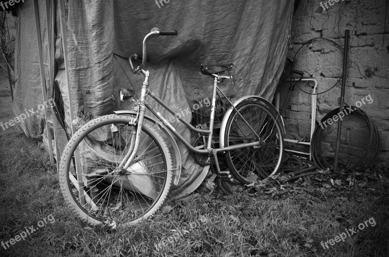 Old Bicycle Black White Heritage