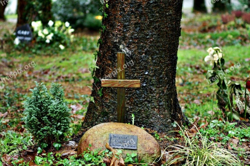 Burial Cemetery Mourning Woodland Cemetery Graves