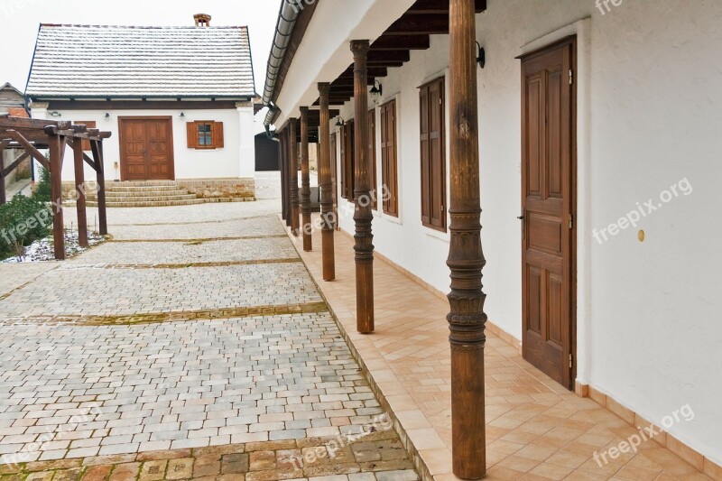 Villány Porch Yard Architecture Column