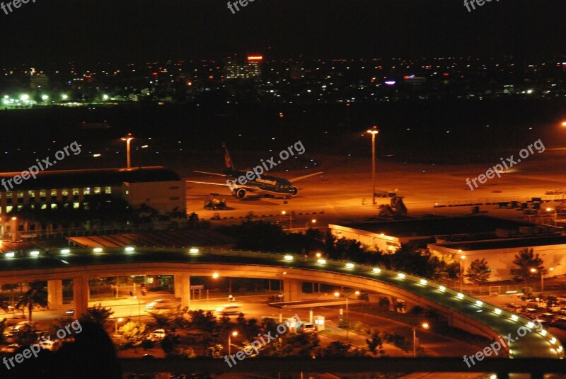 Airport Vietnam Saigon South City