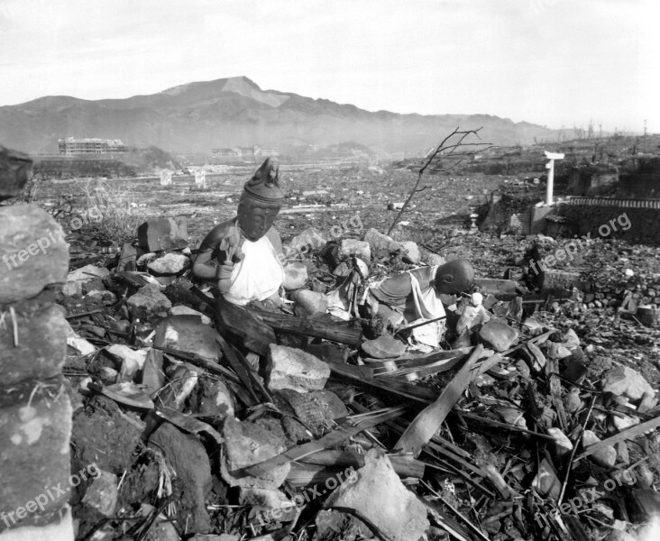 Atomic Bomb Weapons Of Mass Destruction Destruction Nagasaki Japan