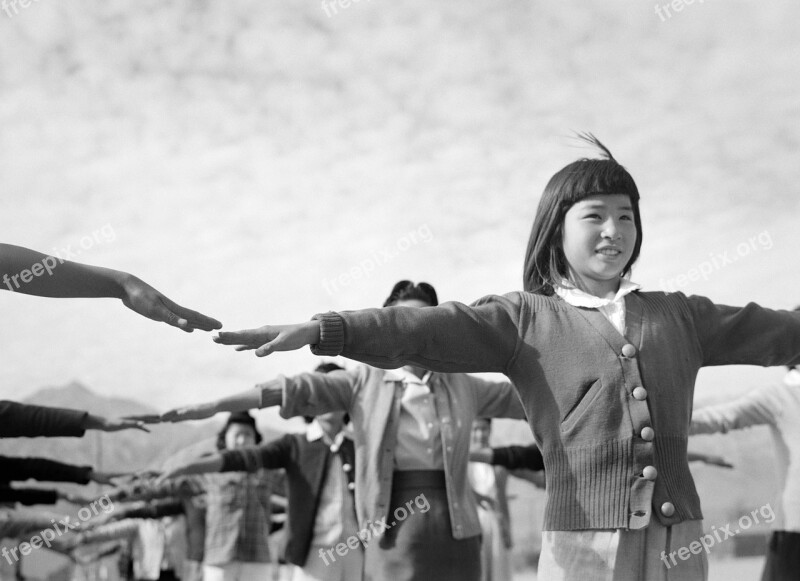 Girl Children Manzanar World War Ii Black And White