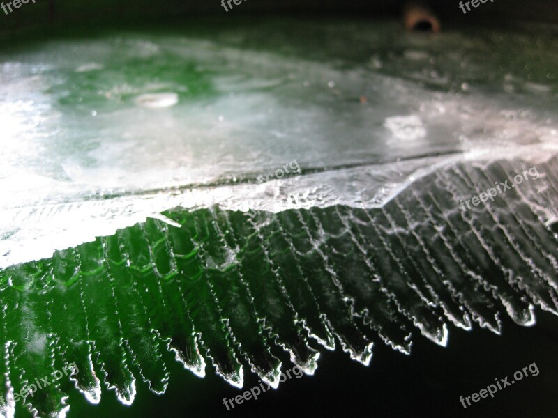 Frozen Ice Water Surface Eiskristalle