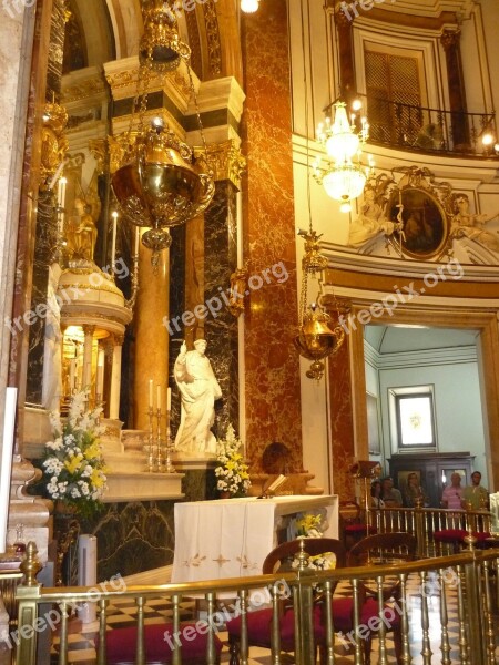 Basilica Inside Gold Mass Valencia Church