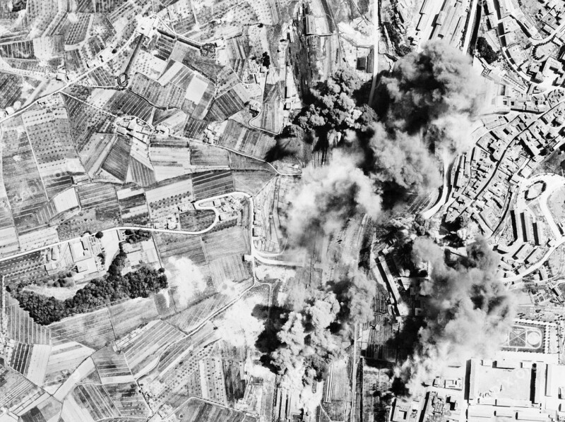 Bombing Bomb Destruction Italy World War Ii