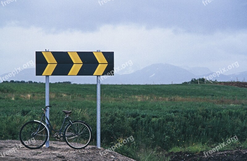 Norway Curve Bike Traffic Sign Road Sign