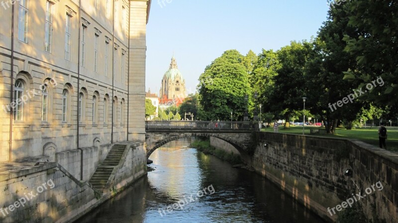 Hanover Leash High Banks Lower Saxony Historic Center