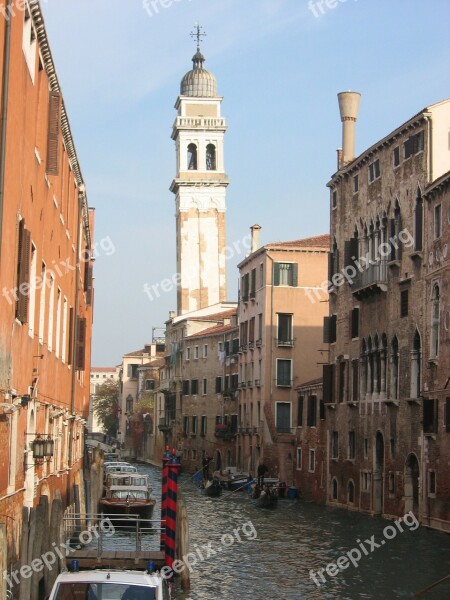 Venice Bowever Row Of Houses Water Gondolas