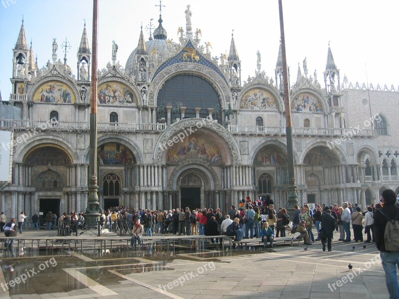 St Mark's Square Doge Venice Italy Human Snake