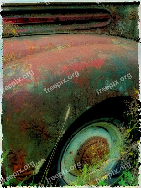 Rusty Old Truck Tire Splash Board