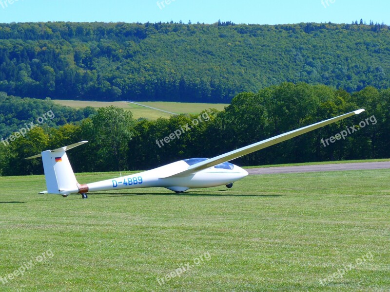 Glider Flying Motorlos Meadow Free Photos