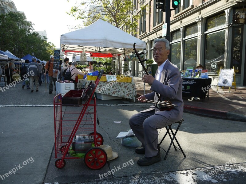 Oakland Usa Market Chinese Music