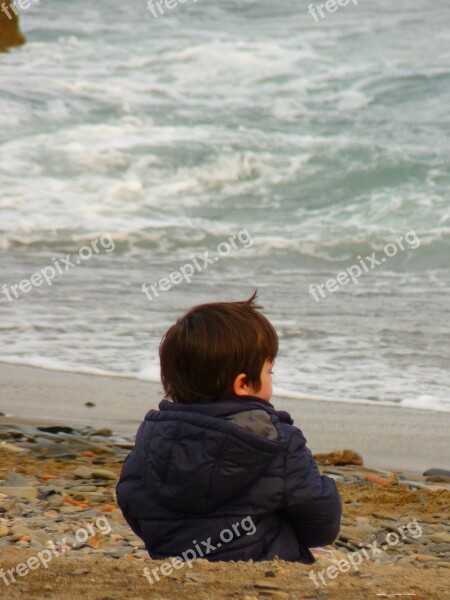 Child Sea Beach Wave Vacations