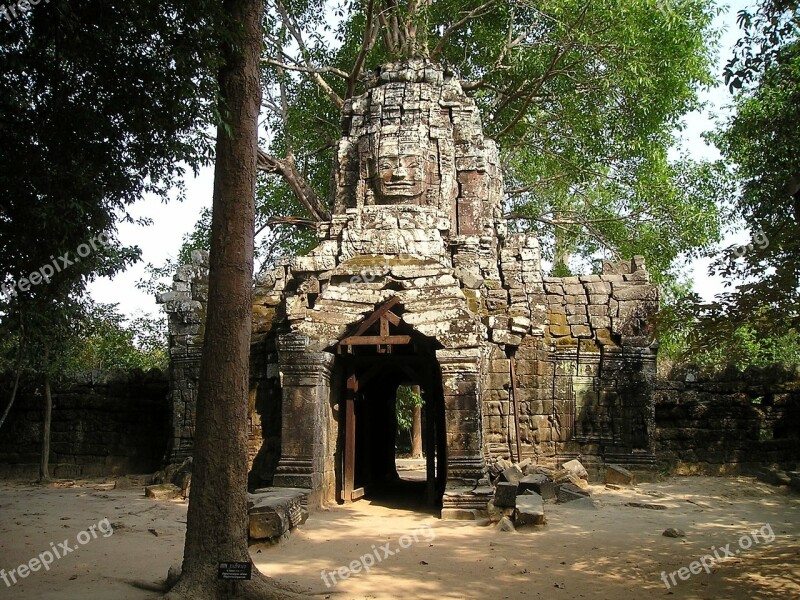 Angkor Wat Cambodia Overgrown Jungle