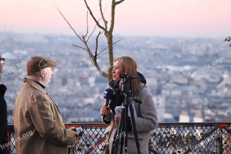 Interview Caught On The Spot Street Scenes Reportage Television