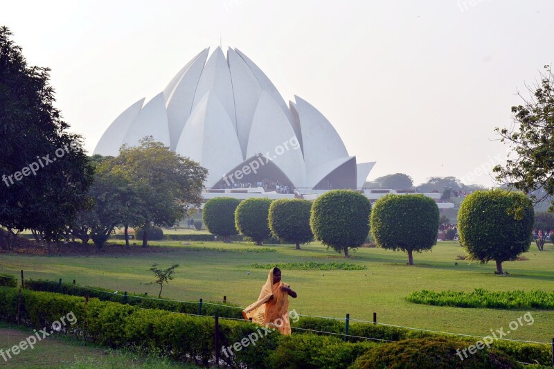 India Temple Lotus Bahai Woman