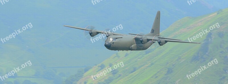 Plane Low Level Mach Loop Hills Training