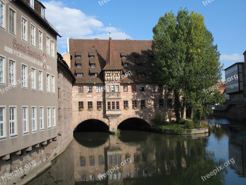 Nuremberg Pegnitz Hangman Bridge Water Architecture