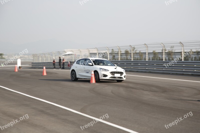 Track Race Ford Focus Racing Car