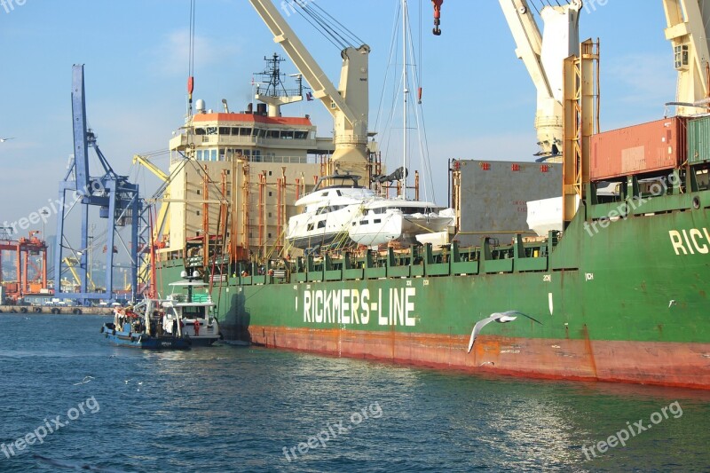 Haydarpaşa Iskele On Port Train