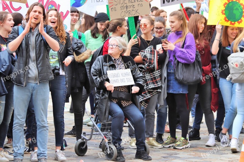 School Strike 4 Climate Demonstrations Zagreb Juniors And Senior Together For Better World