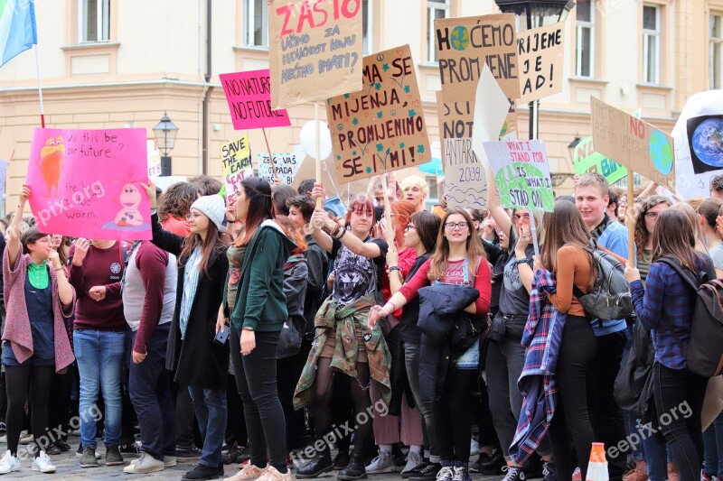 School Strike 4 Climate Demonstrations Zagreb Youth For Better World Free Photos