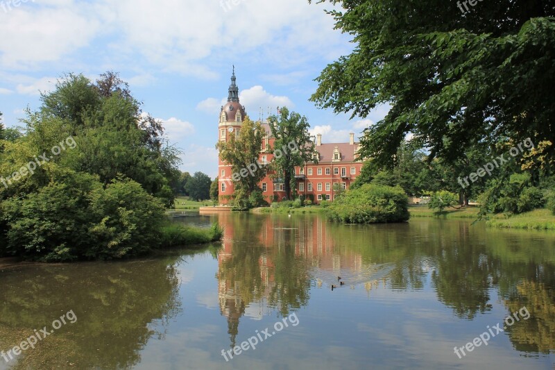 Bad Muskau Places Of Interest Castle Unesco World Heritage Site Fürst-pückler-park