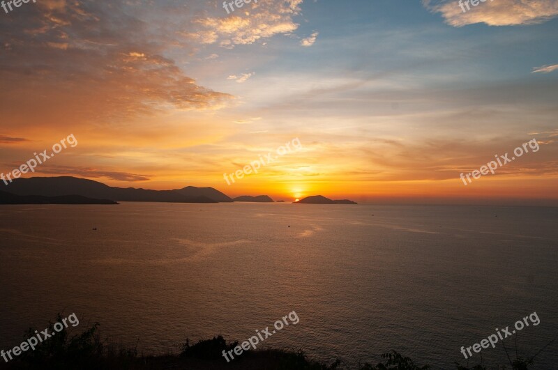 Sunrise Sea Nhatrang Viet Nam Free Photos