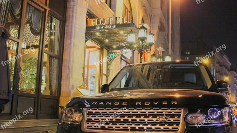 Range Rover Hotel A Night Out Reflection Light