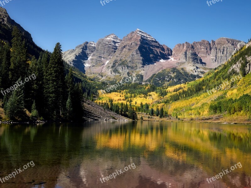 Maroon Bells Landmark Autumn Fall Reflections