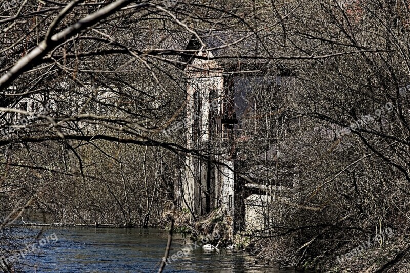 River House Water Nature Building