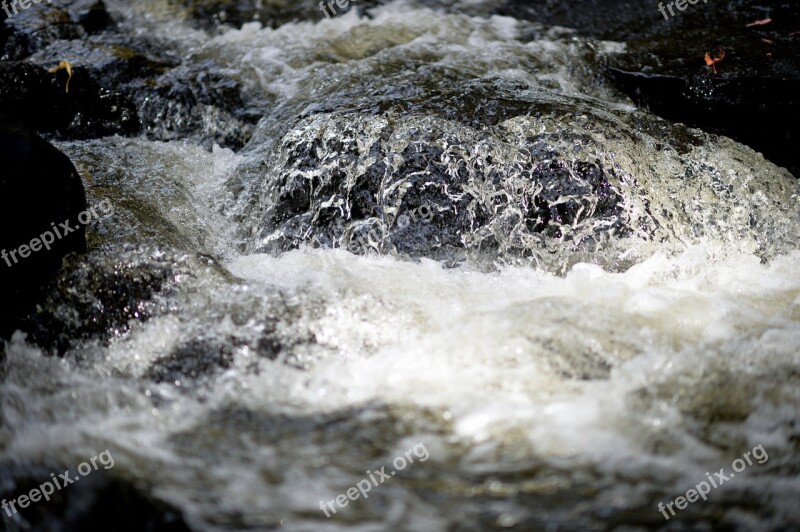 Water Waterfall River Splash Wet