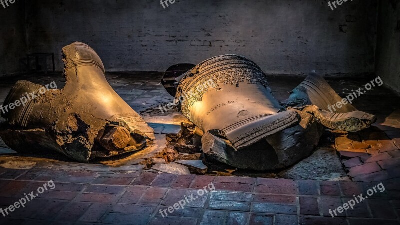 Bell Monument History Antiquity Religion