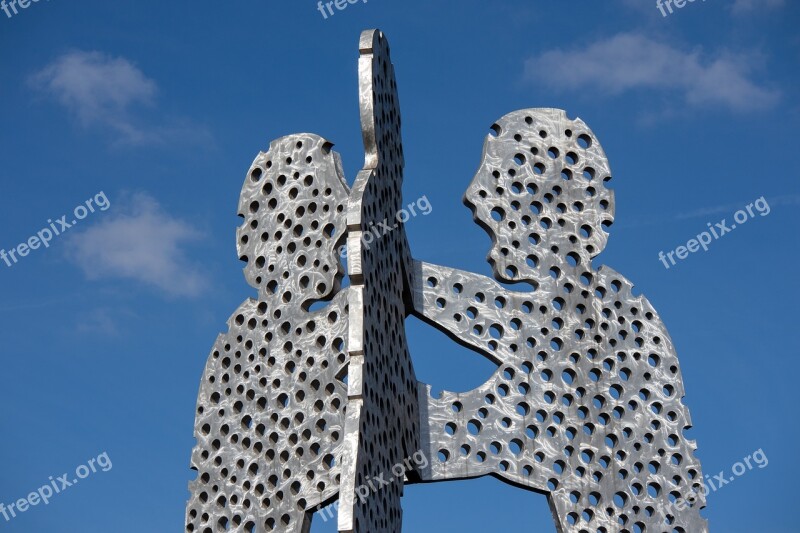 Berlin Molecule Men Spree Sculpture Artwork