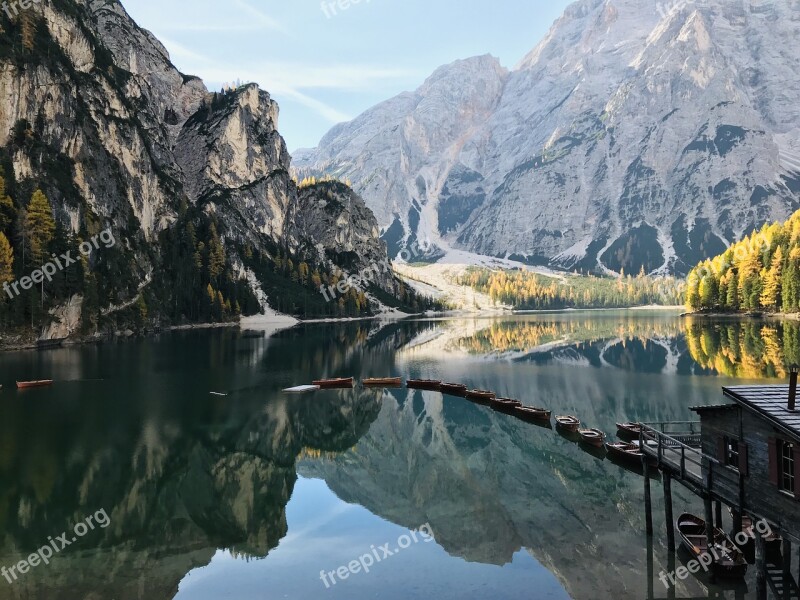 Pragser Wildsee Lake Mountains South Tyrol Bergsee