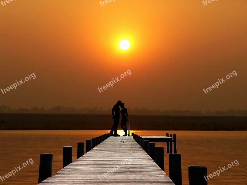 Sunset Lake Couple Romance Water