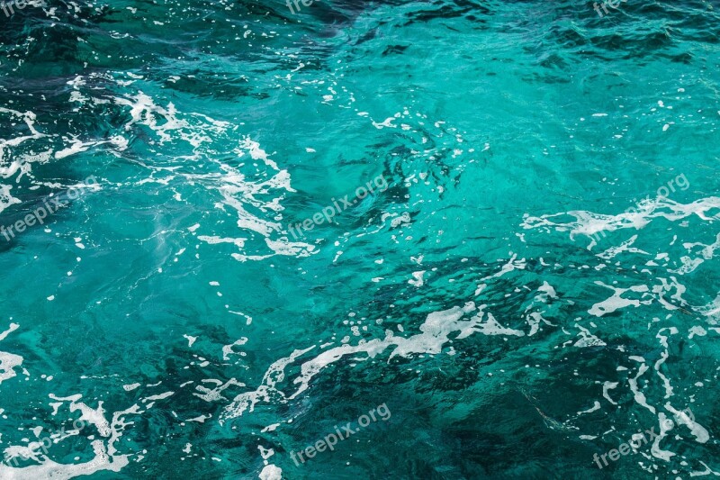 Sea Water Transparent Turquoise Liquid